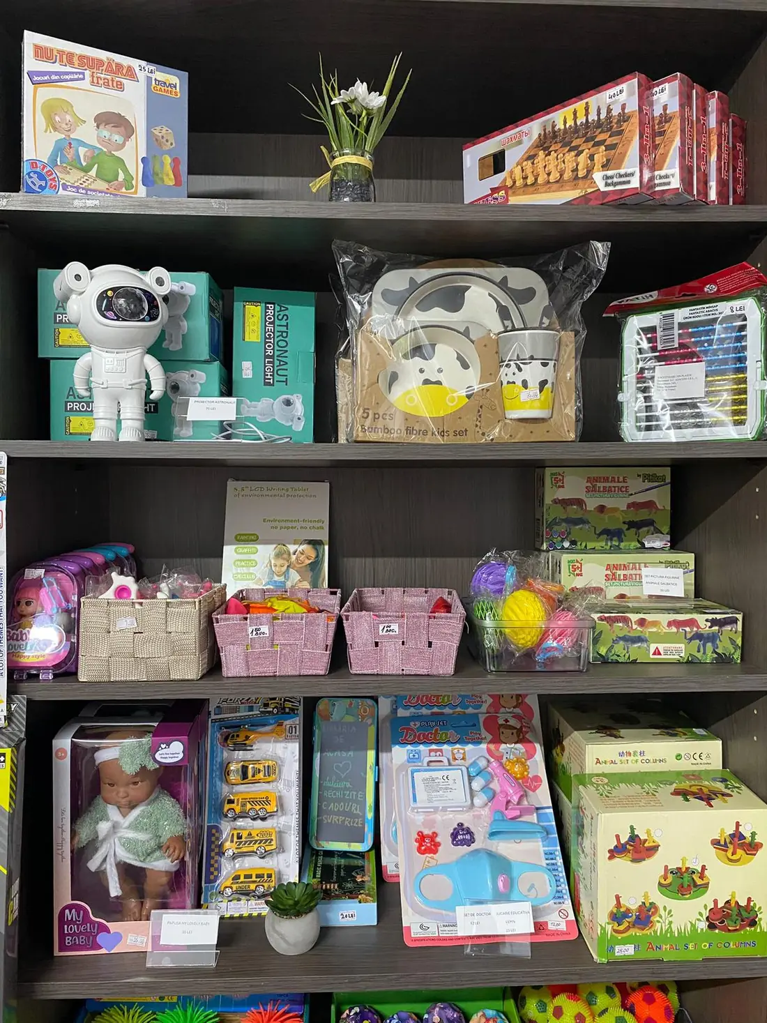 Jocuri de societate, șah și puzzle-uri
